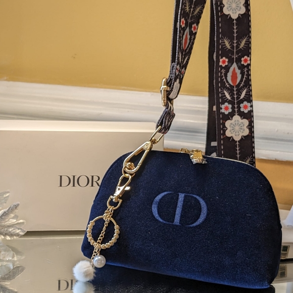 Dior pouch - Picture 10 of 14